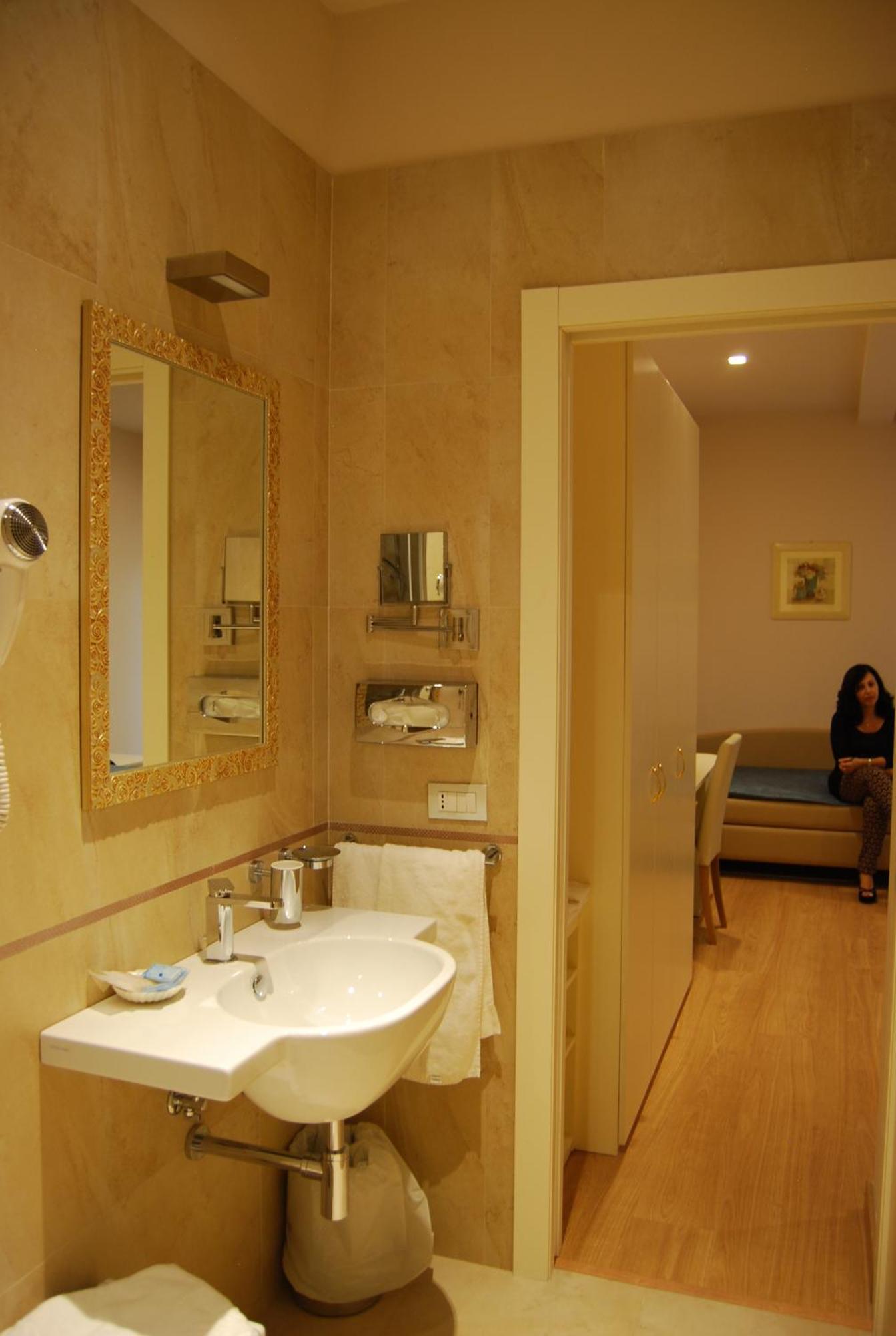 Hotel Bahia San Benedetto del Tronto Buitenkant foto
