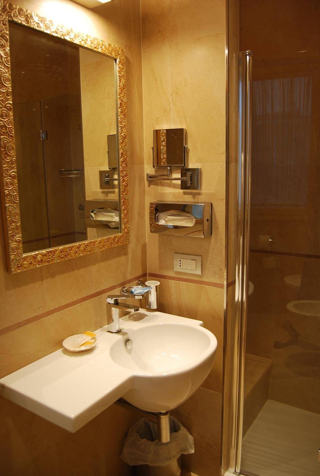 Hotel Bahia San Benedetto del Tronto Buitenkant foto