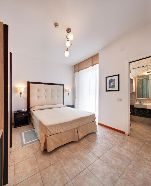 Hotel Bahia San Benedetto del Tronto Buitenkant foto
