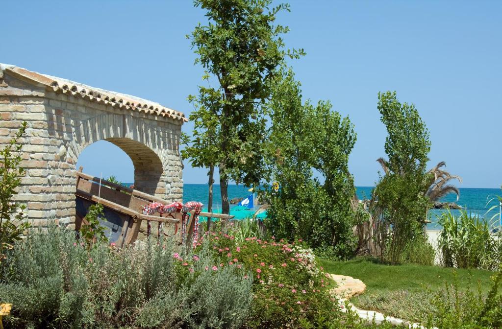 Hotel Bahia San Benedetto del Tronto Buitenkant foto