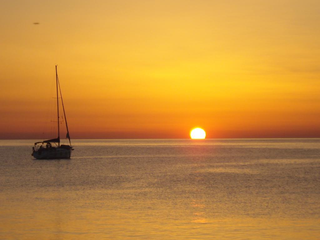 Hotel Bahia San Benedetto del Tronto Buitenkant foto